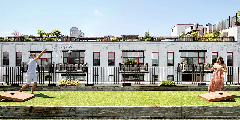 Rented by Compass | media 41