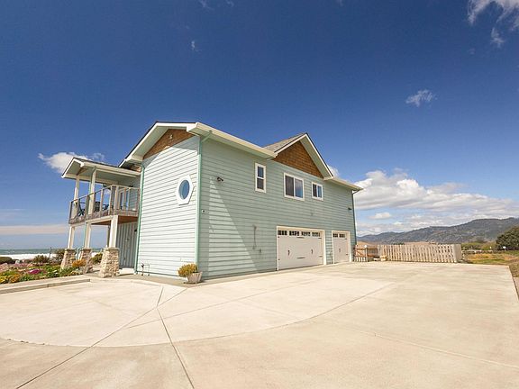 2nd image of 220 Shoreline Dr