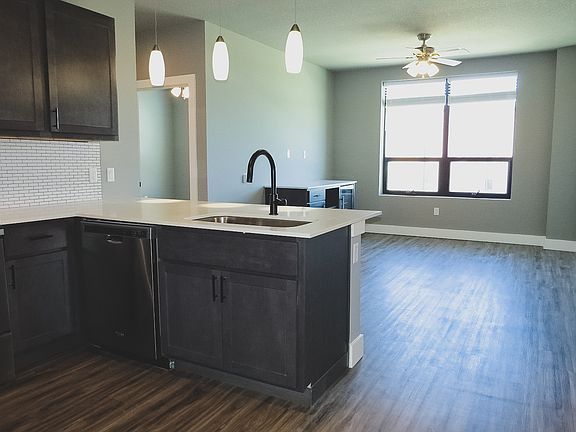 3rd image of 3401 Fields South Dr #10905929