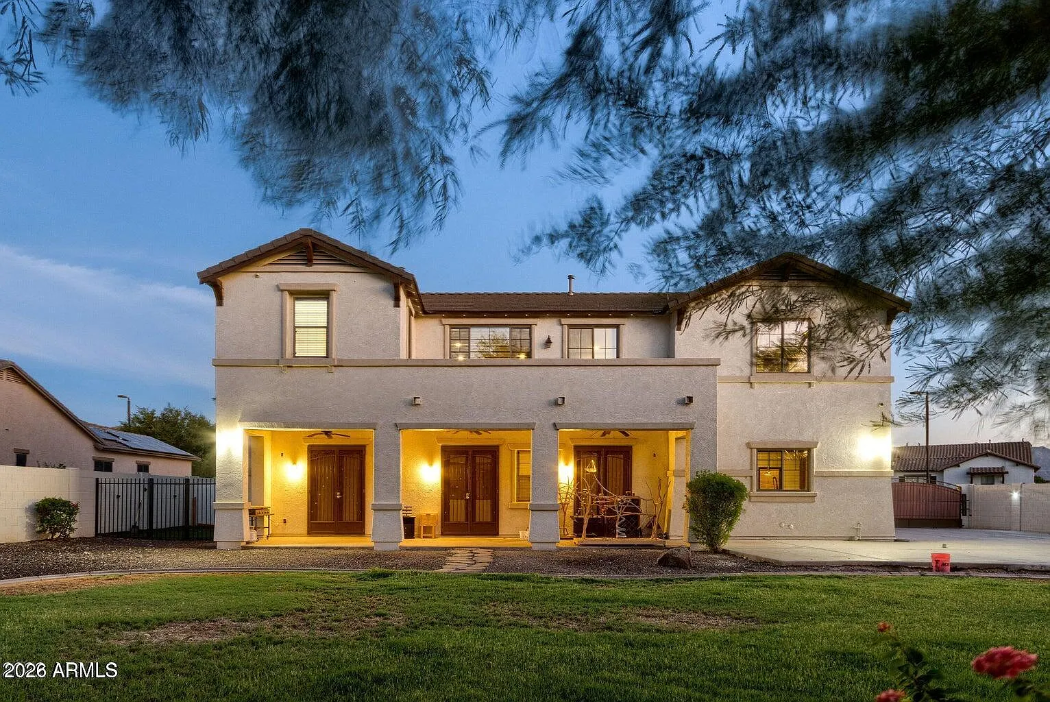 5 bed, 3.5 bath, 5588 sqft, $5,600 — Photo 1