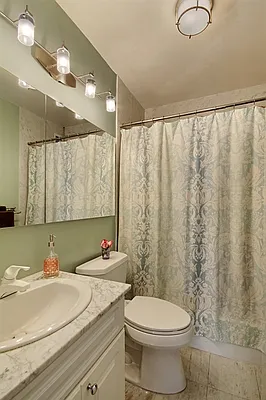 Sold by Corcoran | media 27