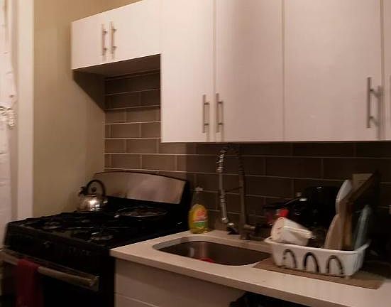 2nd image of 646 E 222nd St #2