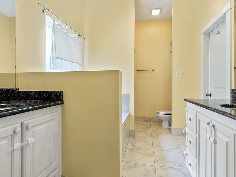 9442 Boone Dr — Photo 16