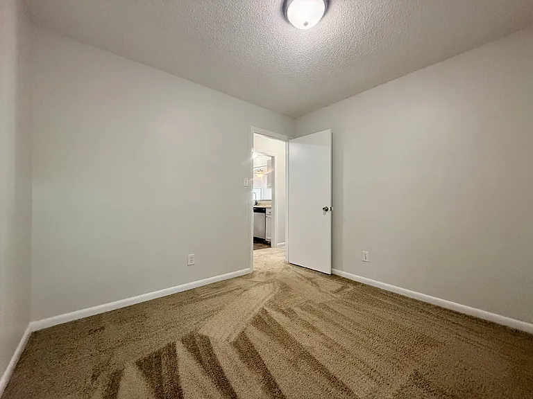 6868 Candlewood Dr — Photo 11