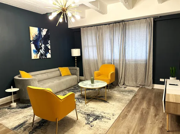 3645 Peachtree Rd NE APT 211, Atlanta, GA 30319