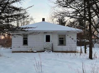 1007 Lindale Rd, Cedar Falls, IA 50613