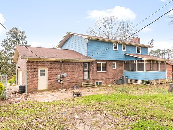 4th image of 4517 Robinwood Dr