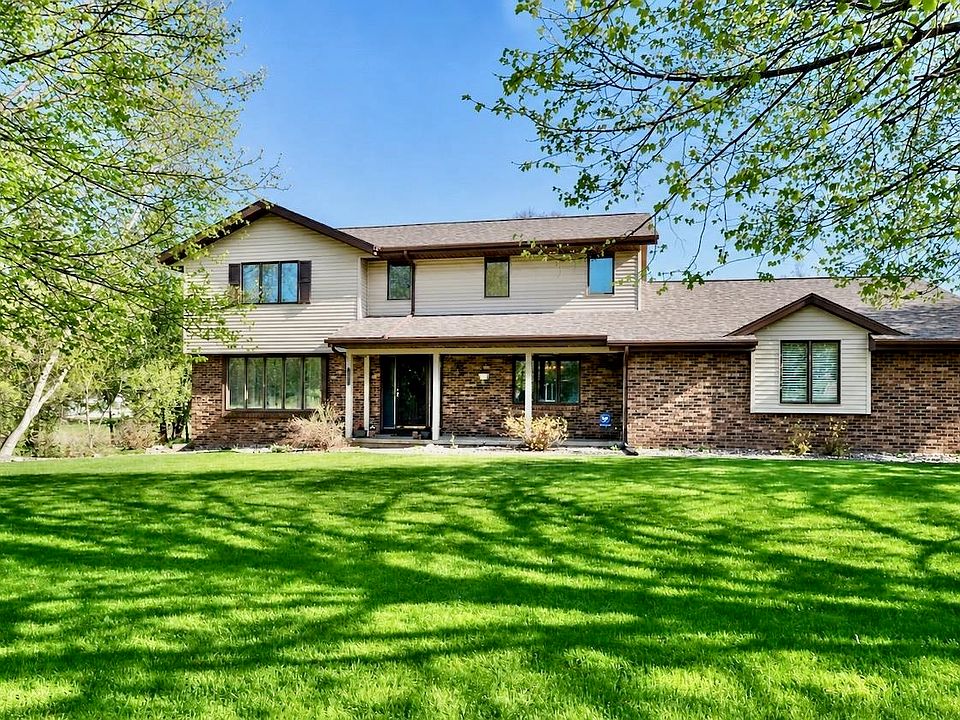 1st image of 2869 Dartmouth Dr