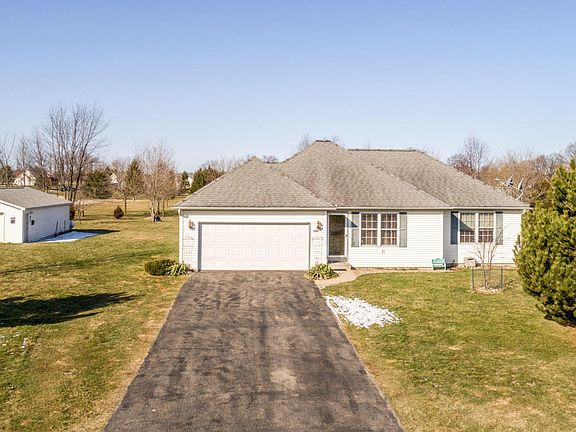 2nd image of 7869 S Meadows Dr