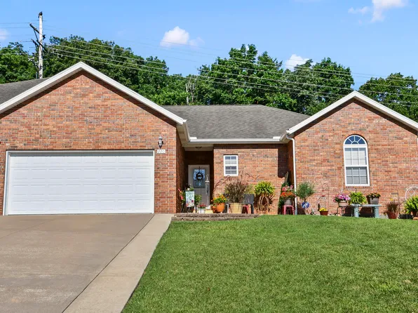 220 Tyler Street, Branson, MO 65616