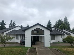 13019 SE Rivercrest Dr, Vancouver, WA 98683