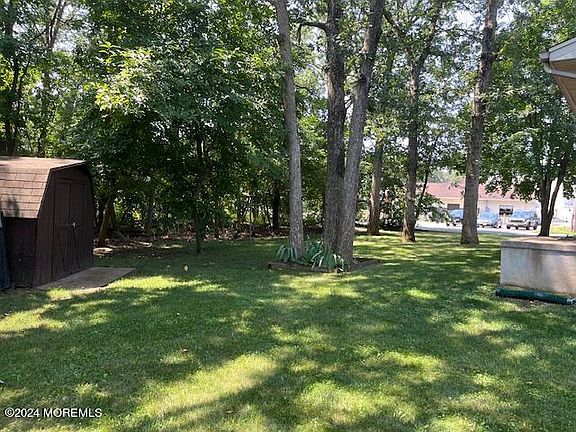 4th image of 600 12th Avenue