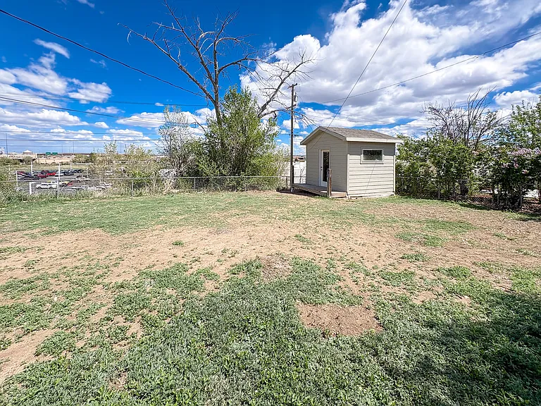 7086 Jennie Dr — Photo 22