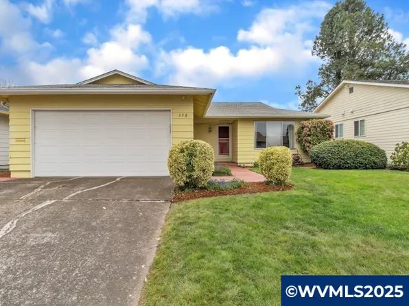 338 S Columbia Dr, Woodburn, OR 97071