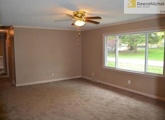 2nd image of 103 N Paul Dr