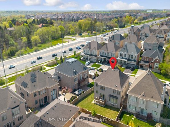 17 Annual Cir, Brampton, ON L6X 2M2