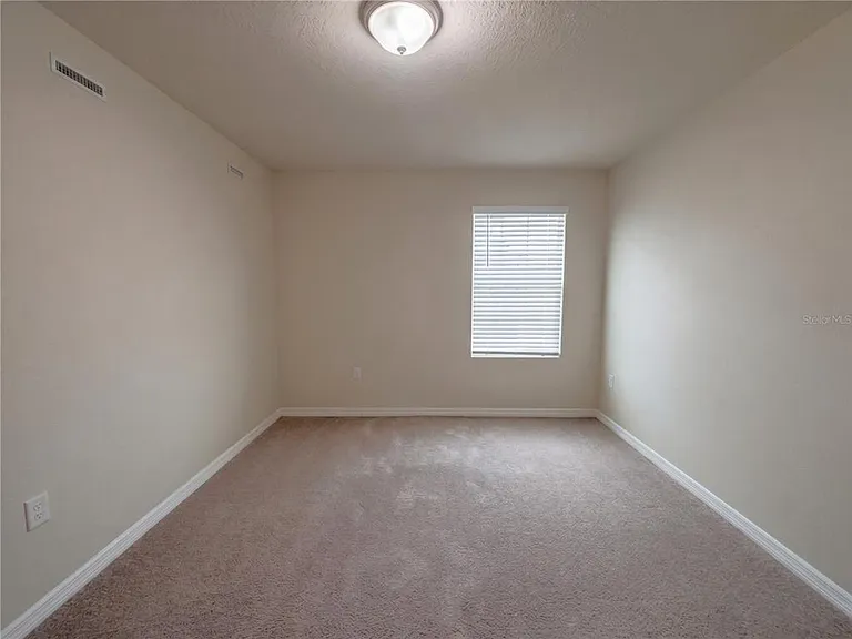 4556 Sparkling Shell Ave — Photo 13