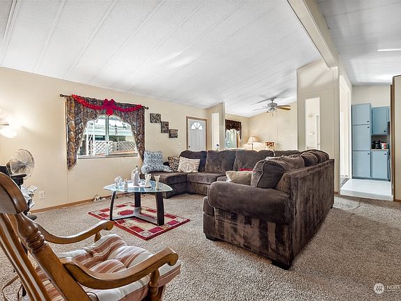 4th image of 3611 I Street NE #205