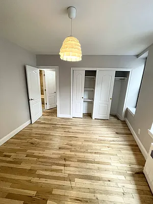 Rented by Carnegie Management Inc | media 19