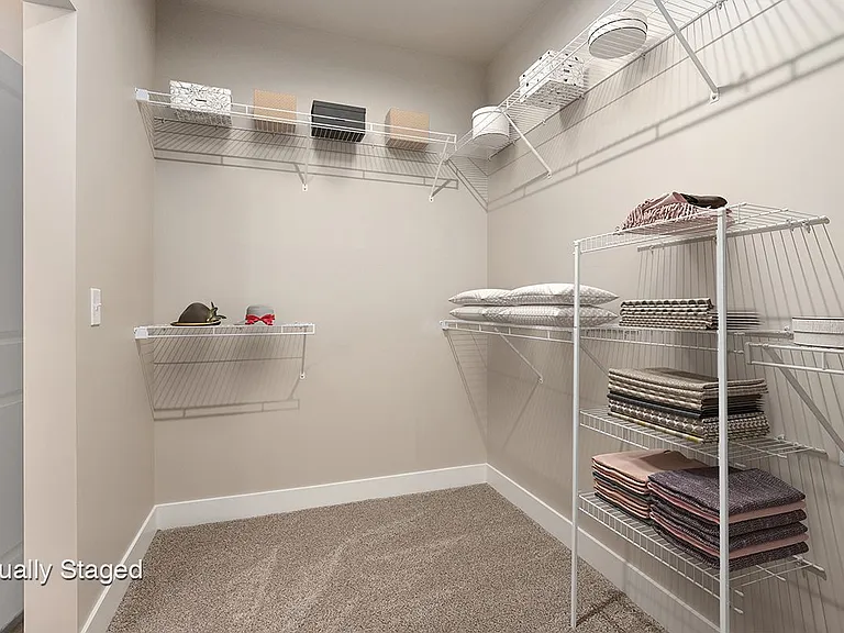 Reserve Flats — Photo 9