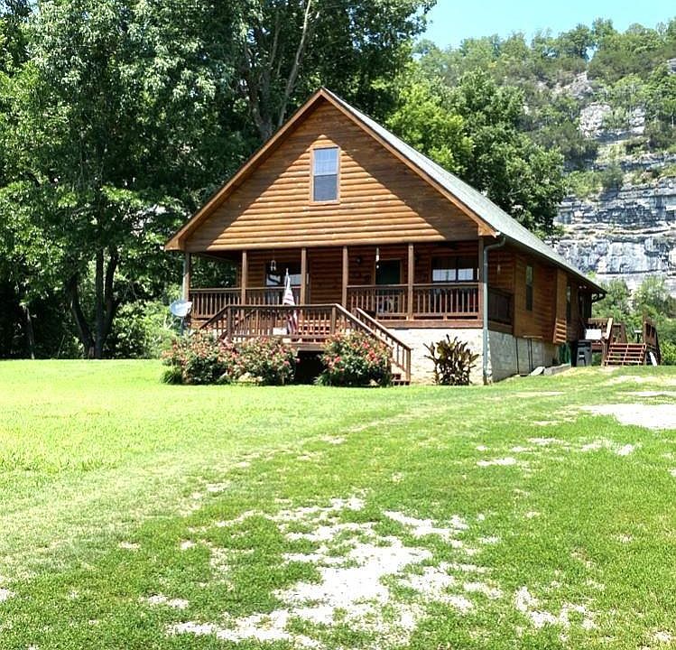 1st image of 216 Handford Dr