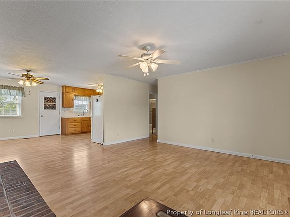 5th image of 4709 Quaker Ct