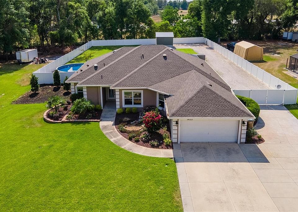 1st image of 36323 Piney Ridge Blvd