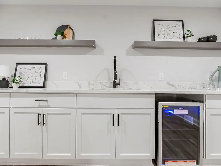12800 Cambridge Rd — Photo 18