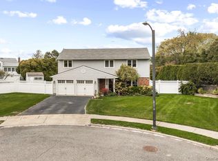 3 Fams Court, Jericho, NY 11753