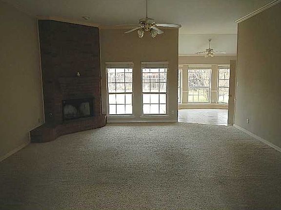 2nd image of 6009 Rosemead Cir