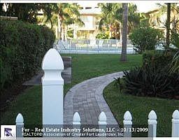 2nd image of 2901 NE 33rd Ave APT 3C