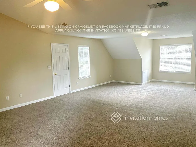 103 Silvergrass Dr — Photo 8