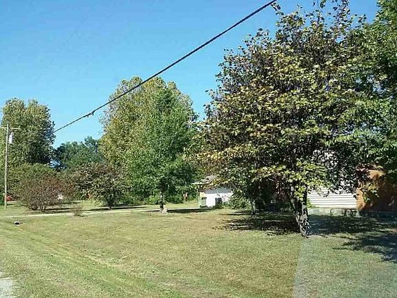 3rd image of 16210 E 109th St N