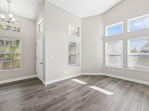 2nd image of 5017 Gopherglen Ct