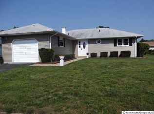 7 Kinsale St, Toms River, NJ 08757