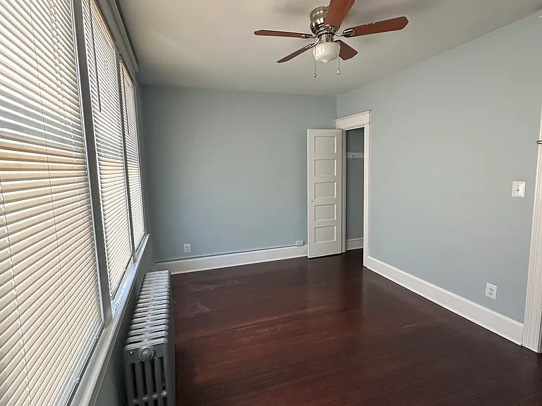 1533 Isherwood St NE — Photo 18