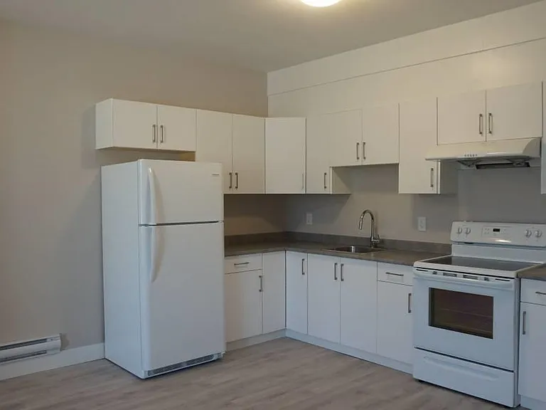 3537 Archworth Ave — Photo 2