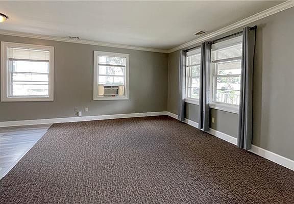 5th image of 2606 S 49th St