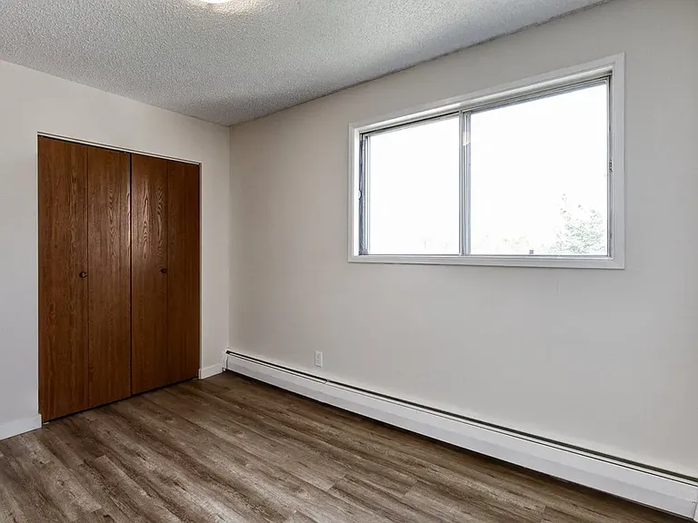 305 Fietz St — Photo 22