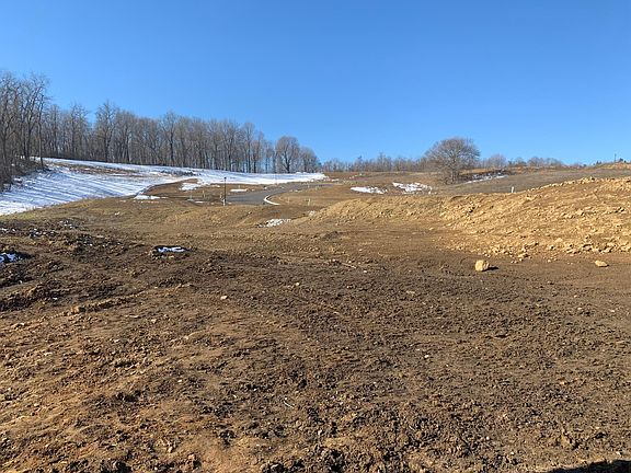 2nd image of 170 Oak Valley Ct