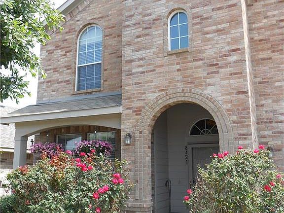 2nd image of 8421 Whispering Willow Ln