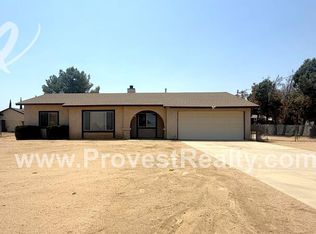10754 Locust Ave, Hesperia, CA 92345