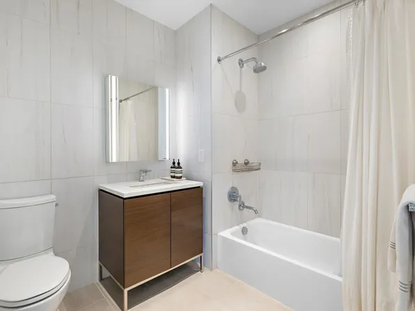 1000 Maxwell Lane image 12 of 32