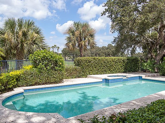 4th image of 361 Sabal Palm Ln