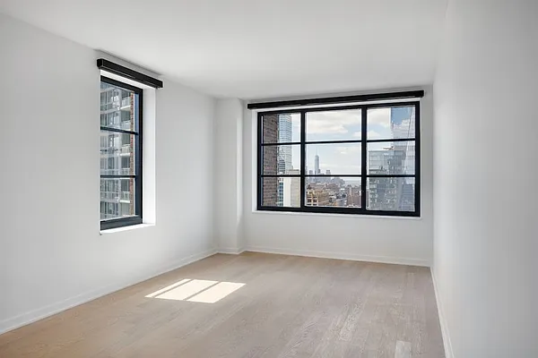 Rented by Greystar | media 4