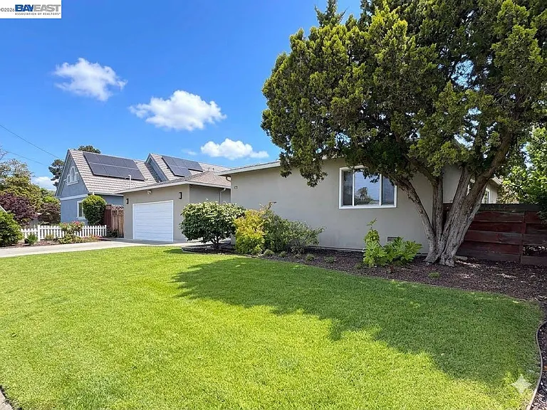 41348 Whitecrest Ct — Photo 3