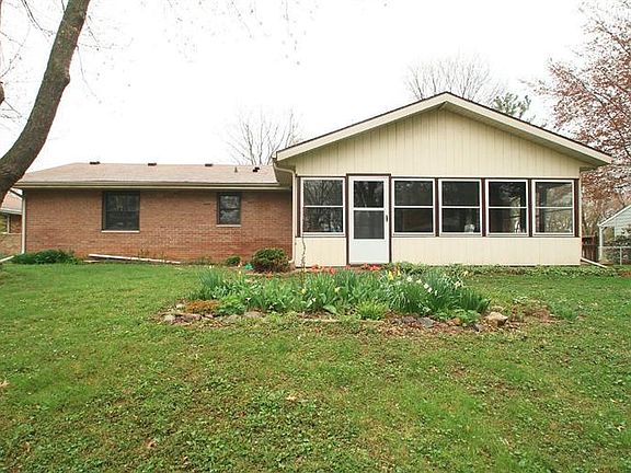 3rd image of 3507 Hemlock Dr