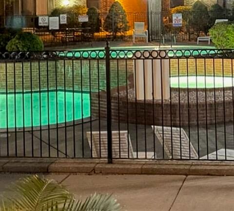 3rd image of 5065 Crooks Rd APT 49