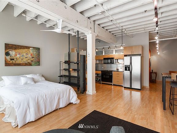 2nd image of 1120 Cliff Ave APT 411