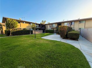 1900 W Glenoaks Ave, Anaheim, CA 92801